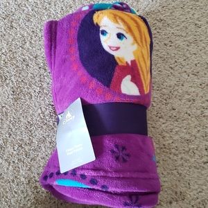 New Frozen Disney blanket